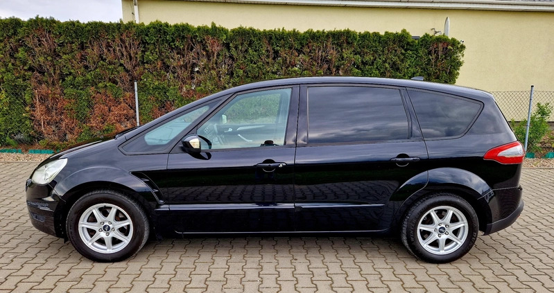 Ford S-Max cena 29900 przebieg: 239000, rok produkcji 2011 z Gniezno małe 191